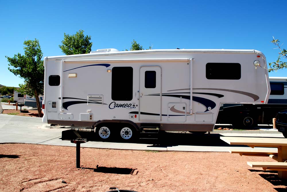 Fifth wheel RV rental